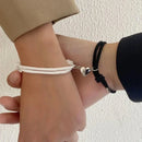 Pulseiras Preta e Branca Magnéticas de Coração – Amor e Conexão (COMPRE 1 LEVE 2)